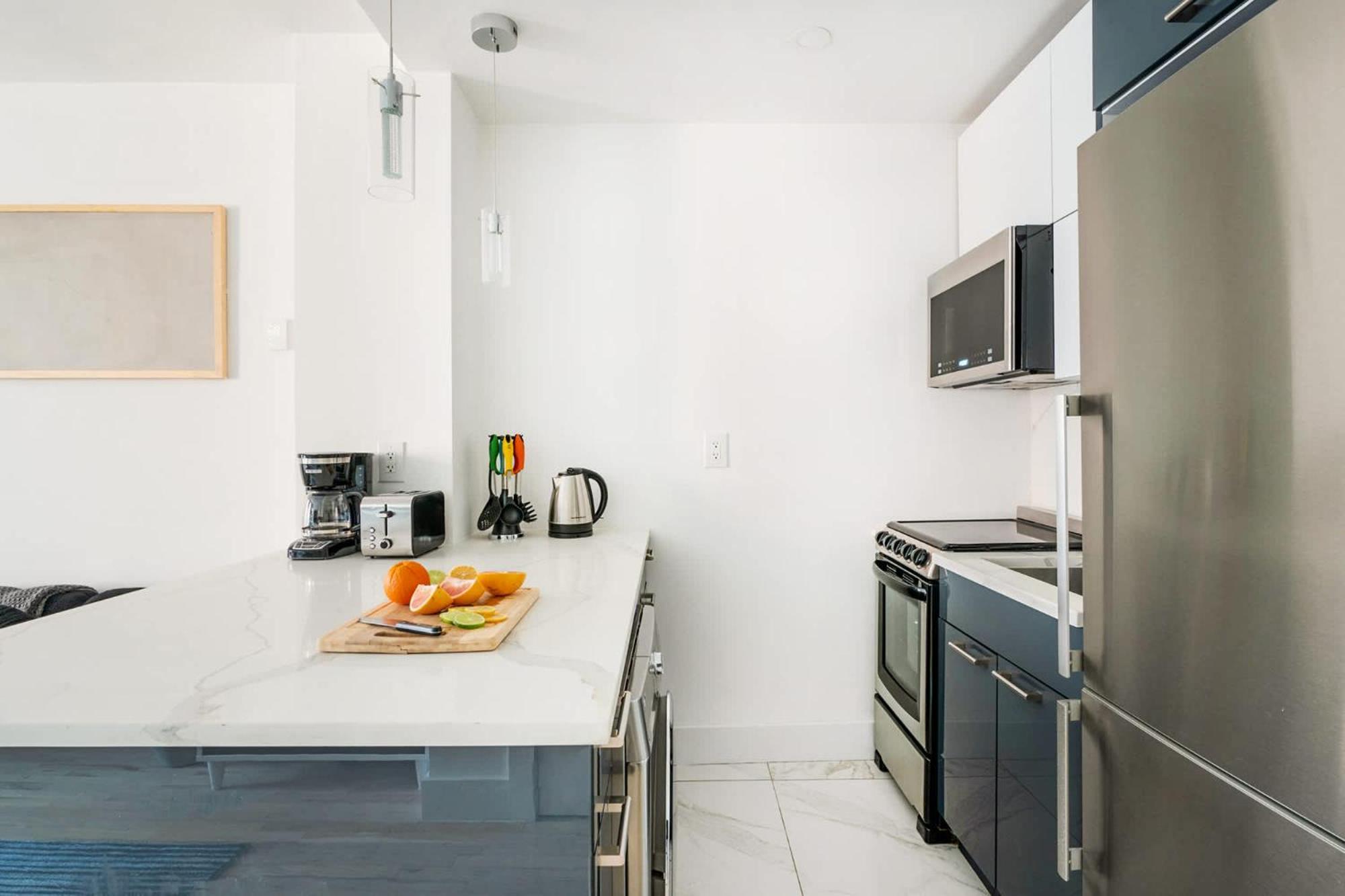 1597-14 New Renovated Rime Ues - W D Apartment *